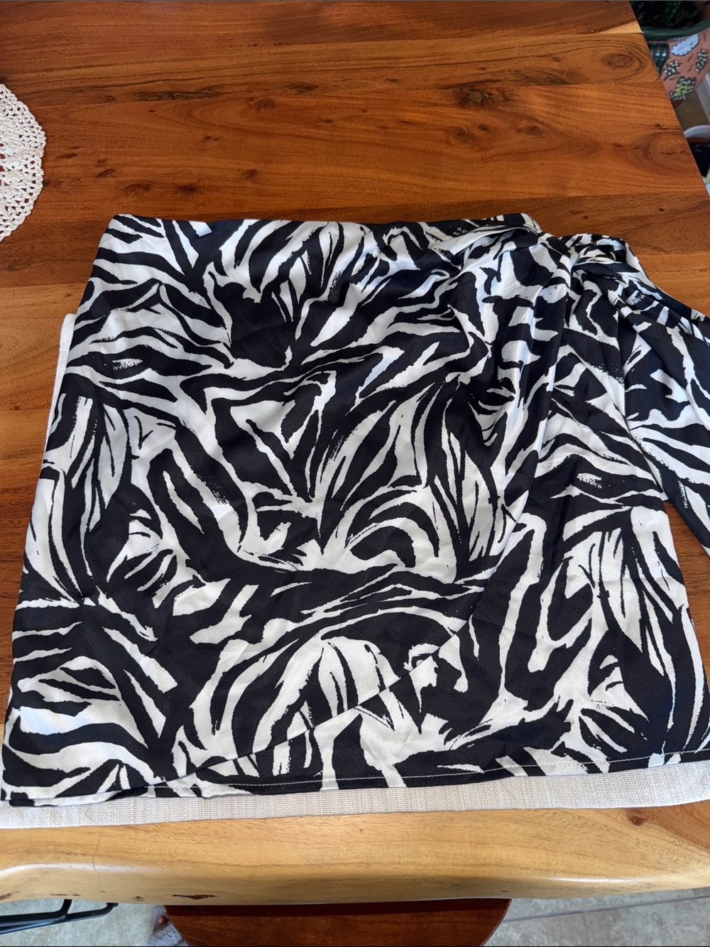 Vici Black & White wrap Zebra Print Women's Skirt with zipper